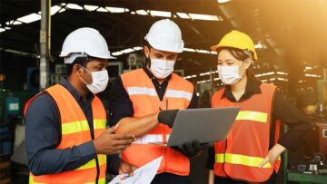 Occupational Health and Safety Professional discussing ISO 45001 nonconformities on the site